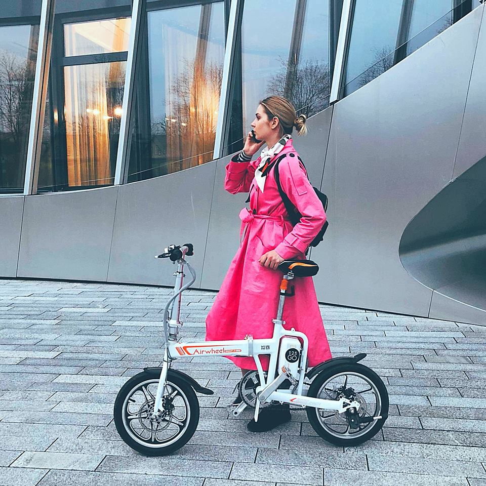 Airwheel R5 best price electric bike