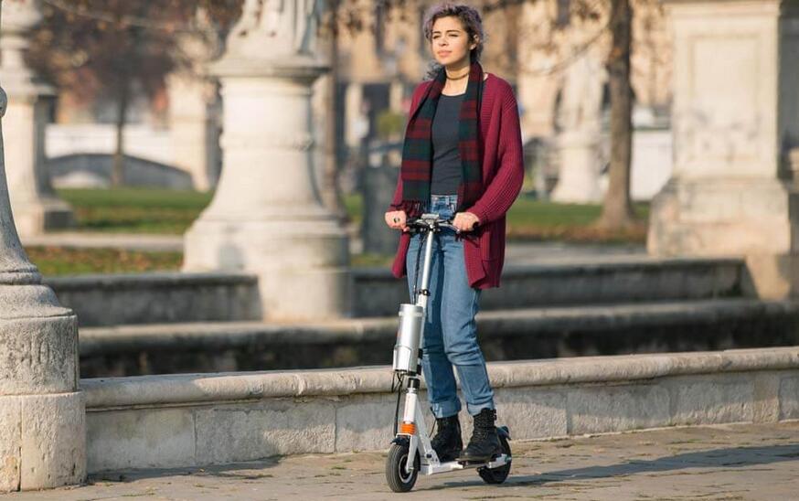 Hoy en día, Airwheel scooter eléctrico Z3 es una opción acertada.